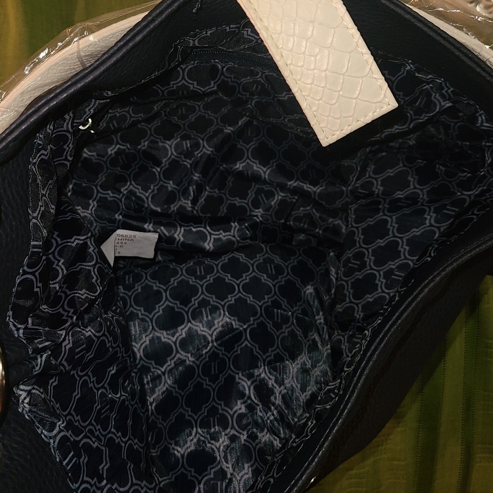Jessica London Woman's Vintage Leather Purse, Two (2) piece Set - NEW - Picture 6 of 6
